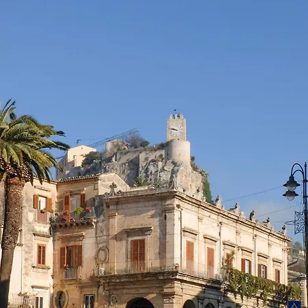 Holiday home Lovely In With Kitchen Modica