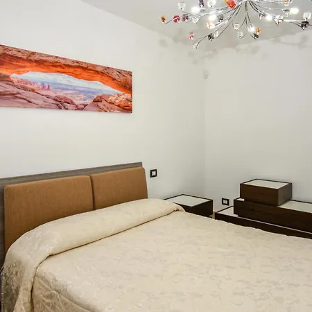 Lovely In With Kitchen Holiday home
