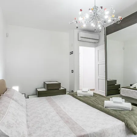 Gorgeous In Ferienhaus Modica